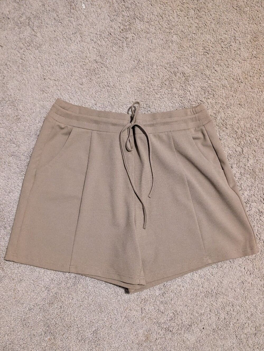 Rafaella High-Waist Comfort Shorts - Taupe